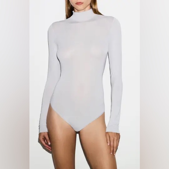 SKIMS Tops - Skims mock neck grey bodysuit size S